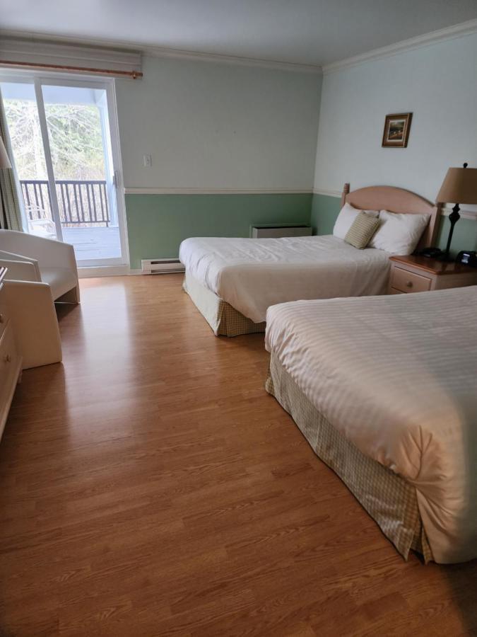 Hotel Au Petit Berger La Malbaie Kültér fotó