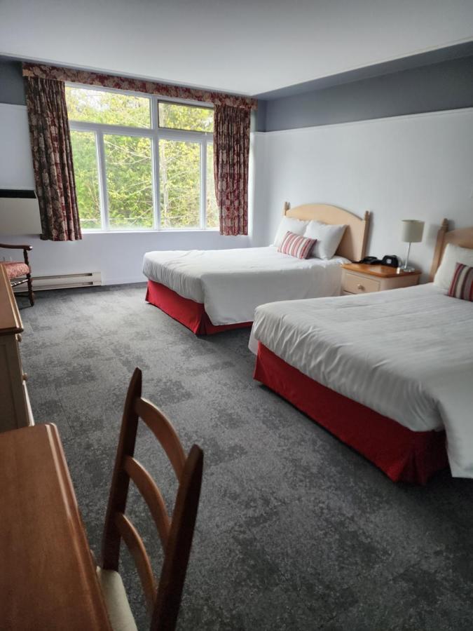 Hotel Au Petit Berger La Malbaie Kültér fotó