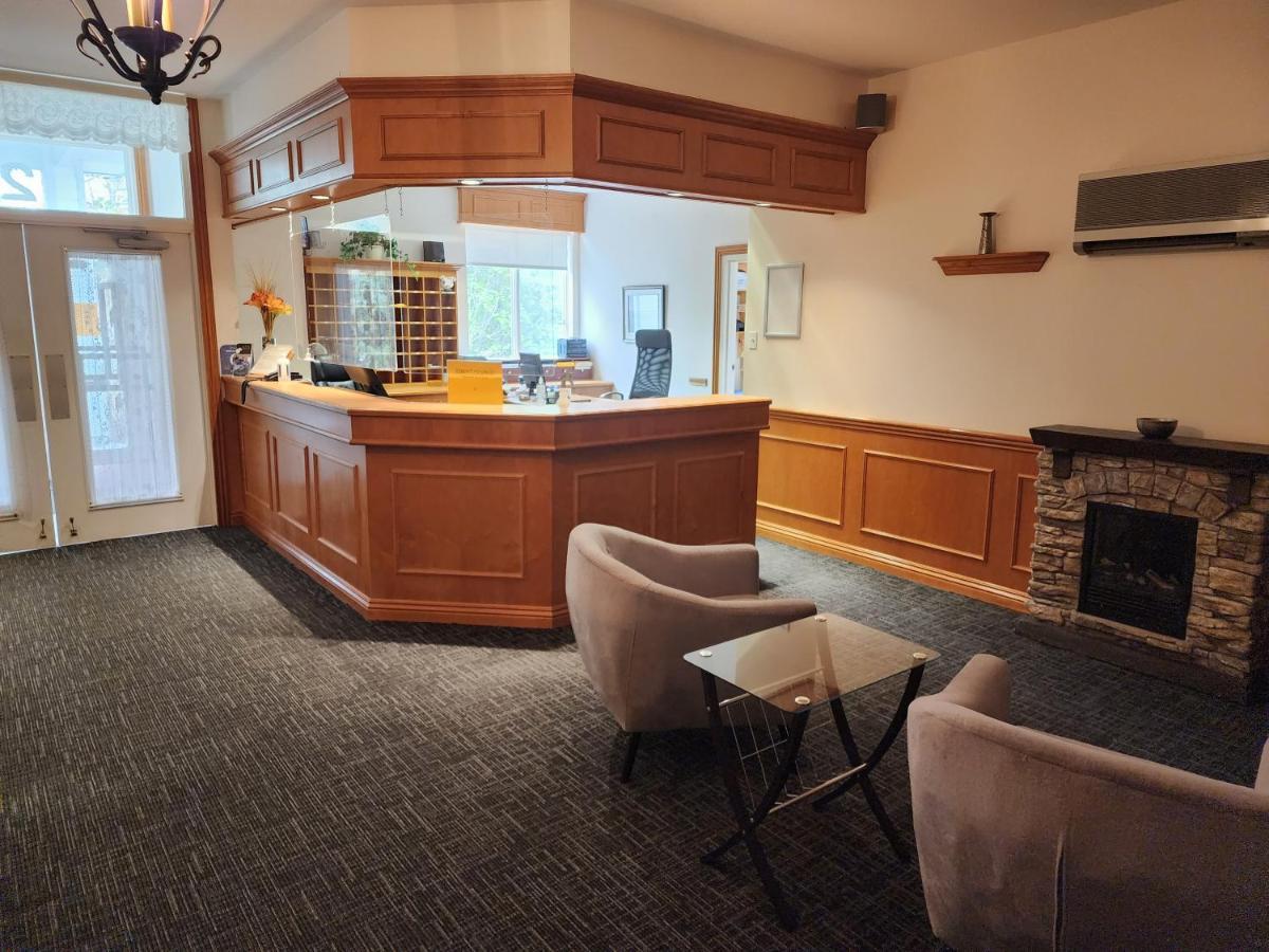 Hotel Au Petit Berger La Malbaie Kültér fotó